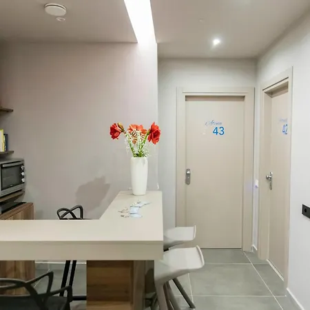 לינה וארוחת בוקר Calypsosuite סלרנו
